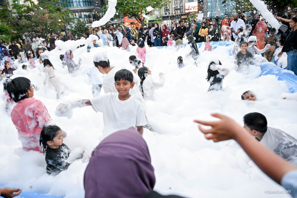 މާލޭގައި އީދު ކުޅިވަރުތަށް މިއަދާ މާދަމާވެސް ކުރިއަށް ގެންދަން ނިންމައިފި